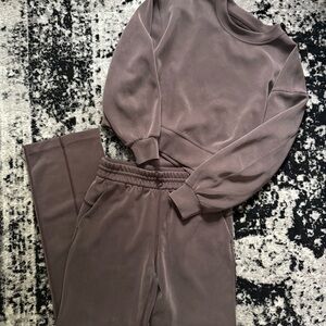 lululemon athletica Mauve Track Pants & Joggers Set